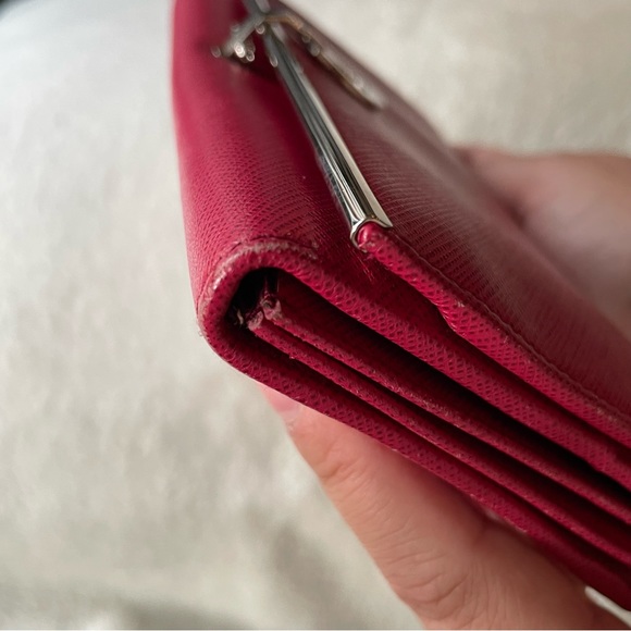 SOLD- Salvatore Ferragamo long wallet- vintage - Picture 10 of 17